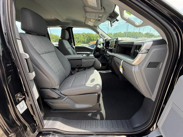 new 2025 Ford F-250 car, priced at $61,499