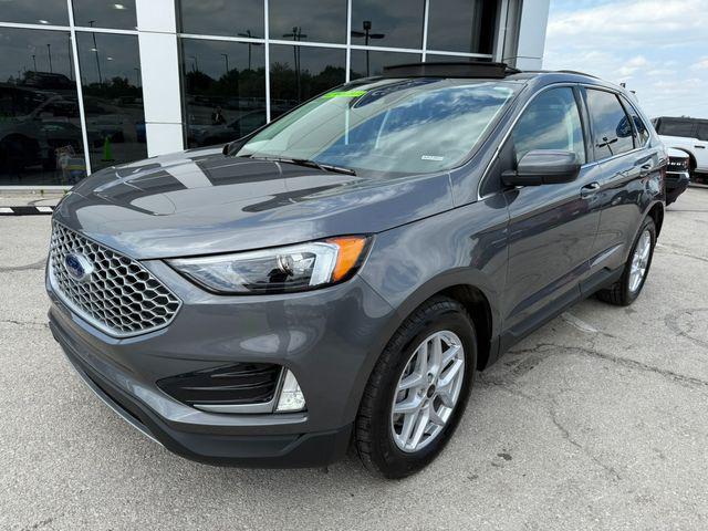 used 2024 Ford Edge car, priced at $31,499