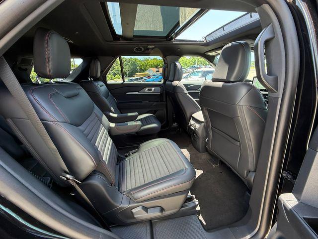 new 2025 Ford Explorer car, priced at $49,013