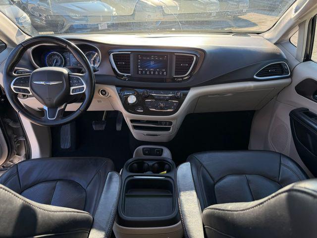 used 2018 Chrysler Pacifica car