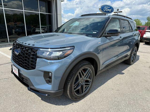 new 2025 Ford Explorer car, priced at $49,457