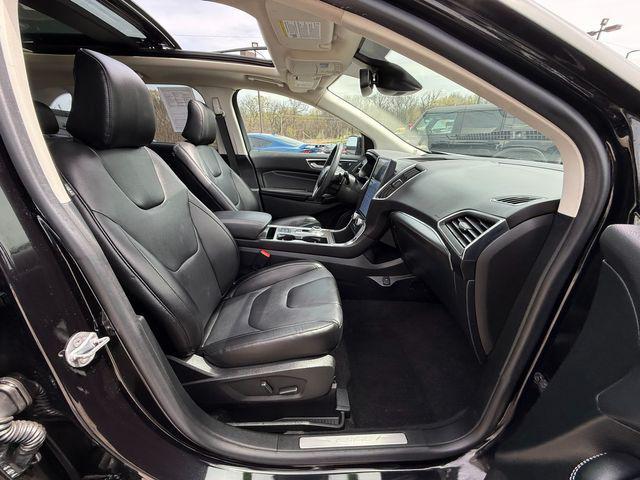 used 2022 Ford Edge car, priced at $32,499