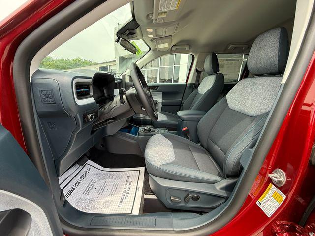 new 2025 Ford Maverick car, priced at $32,222