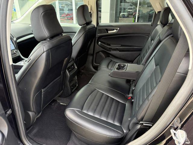 used 2024 Ford Edge car, priced at $27,999