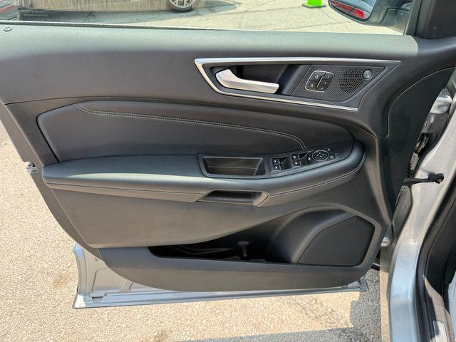 used 2024 Ford Edge car, priced at $29,299