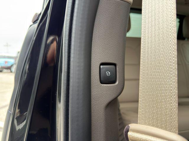 used 2023 Lincoln Navigator car, priced at $57,999