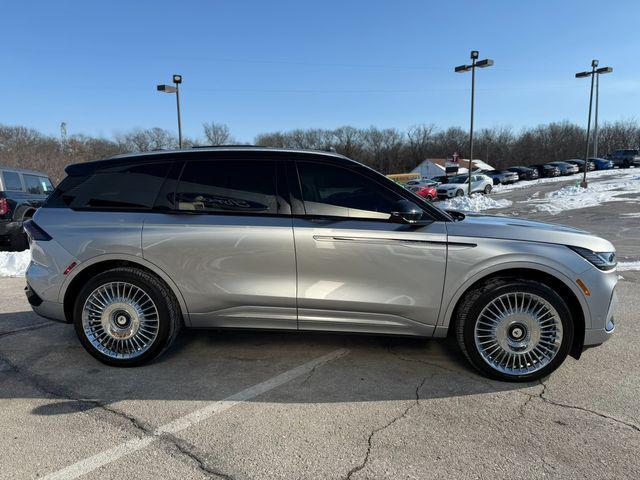 used 2024 Lincoln Nautilus car, priced at $49,999