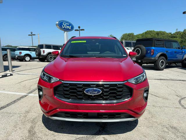 used 2023 Ford Escape car, priced at $27,900