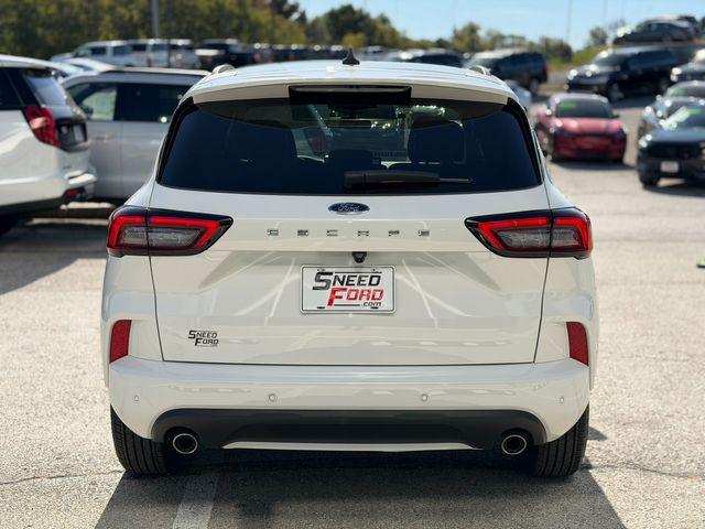 used 2024 Ford Escape car, priced at $24,999