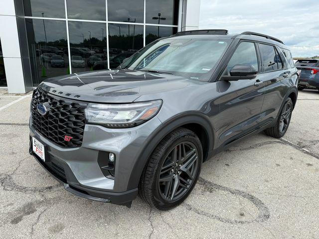 used 2025 Ford Explorer car, priced at $51,500