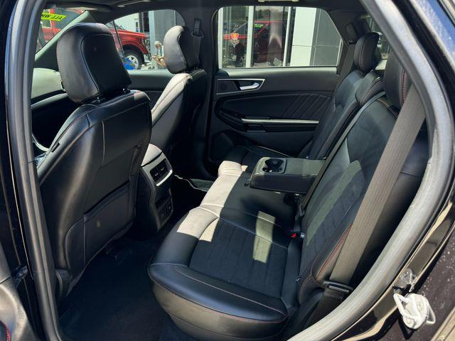 used 2022 Ford Edge car, priced at $33,299