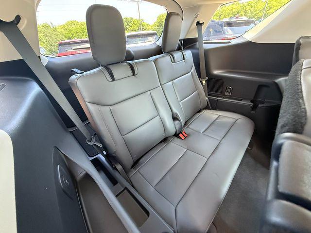 new 2025 Ford Explorer car, priced at $45,542