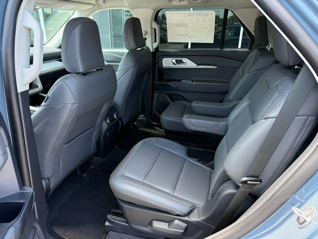 new 2025 Ford Explorer car, priced at $45,542