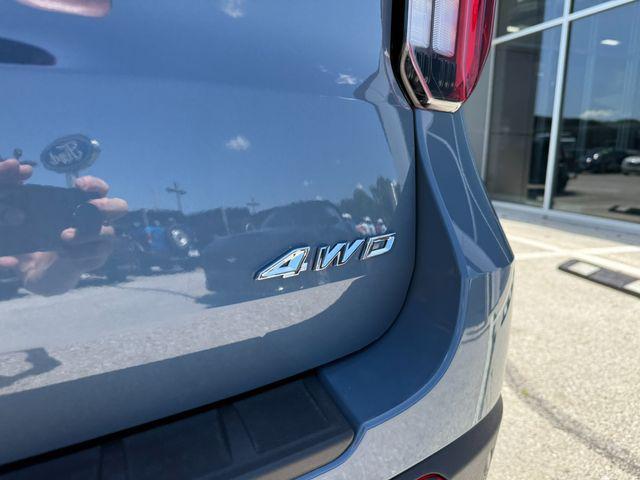 new 2025 Ford Explorer car, priced at $45,542