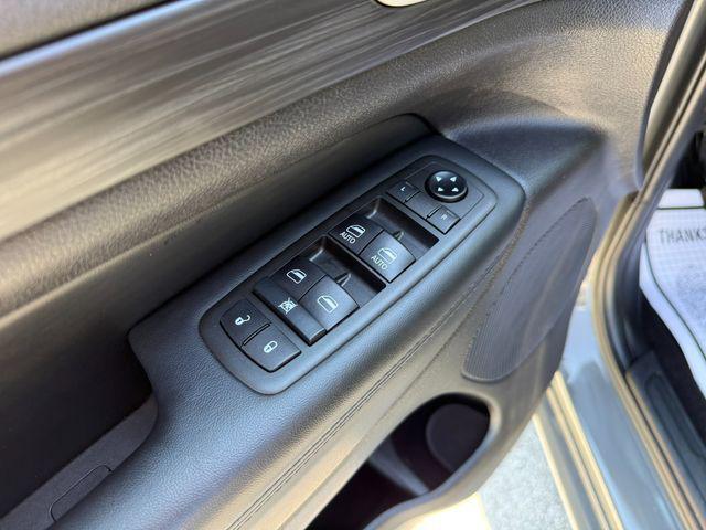 used 2021 Jeep Grand Cherokee car