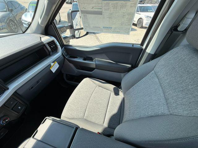 new 2025 Ford F-350 car, priced at $51,999