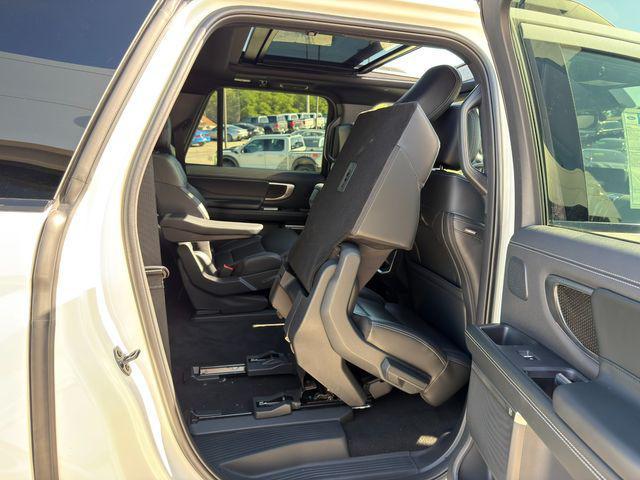 new 2025 Ford Expedition Max car, priced at $85,297