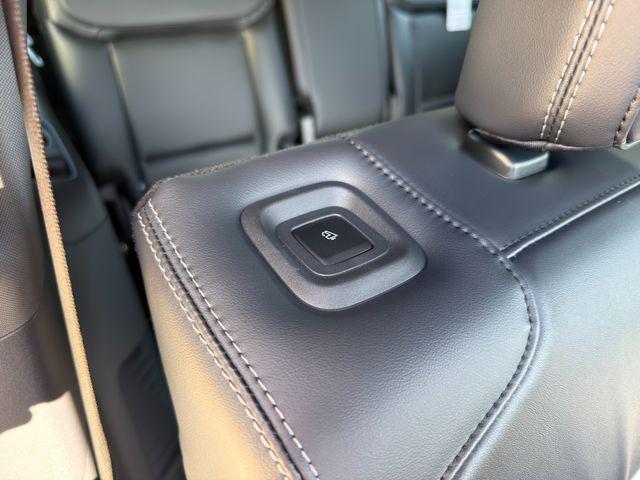 new 2025 Ford Expedition Max car, priced at $85,297