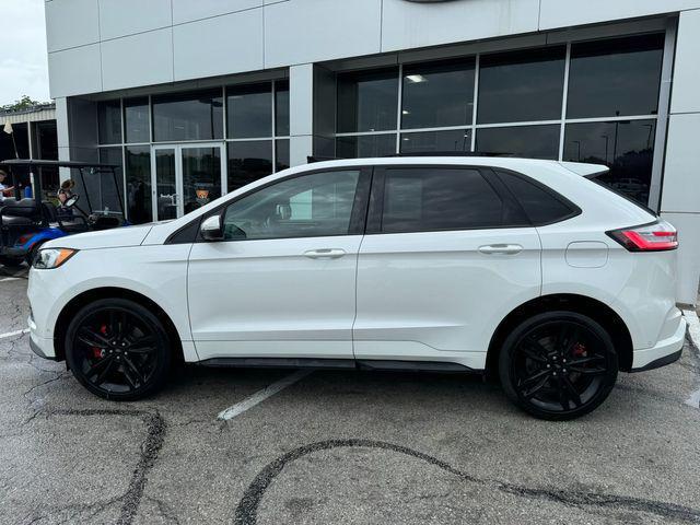 used 2022 Ford Edge car, priced at $34,999