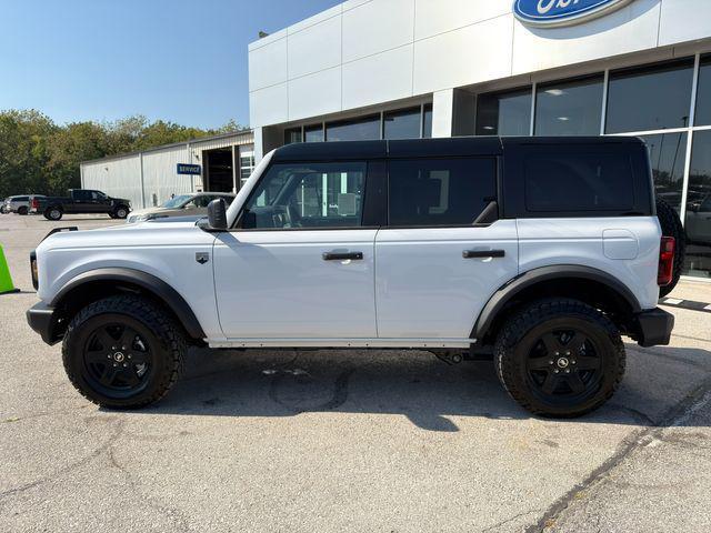 new 2025 Ford Bronco car, priced at $45,232