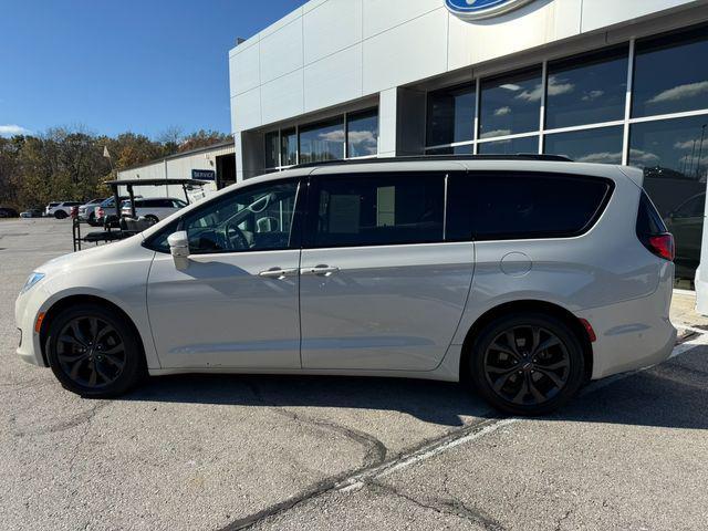 used 2020 Chrysler Pacifica car, priced at $25,999