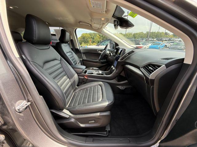 used 2022 Ford Edge car