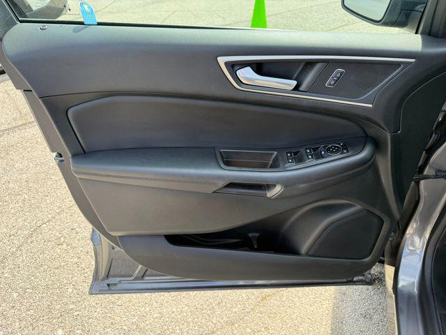 used 2022 Ford Edge car