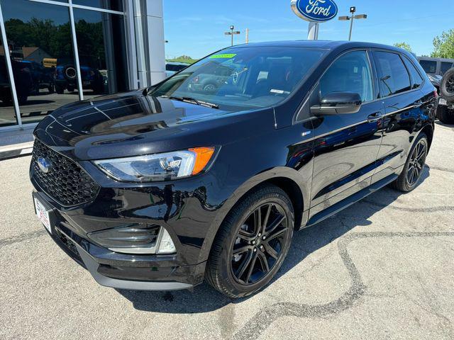 used 2024 Ford Edge car, priced at $34,700