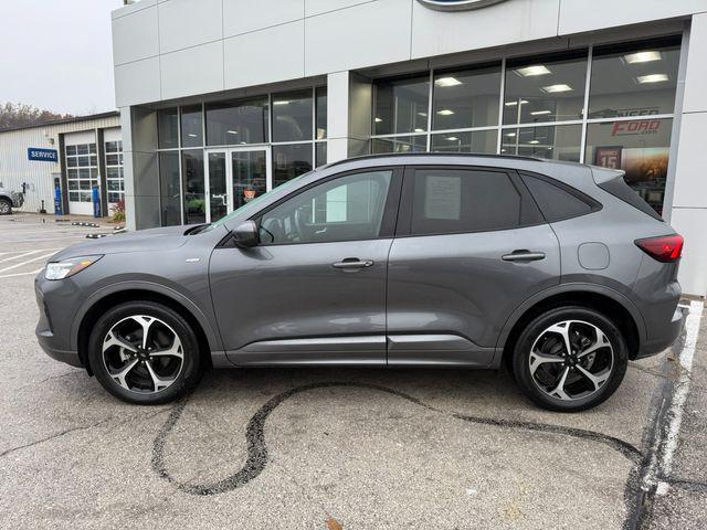 used 2023 Ford Escape car, priced at $26,900