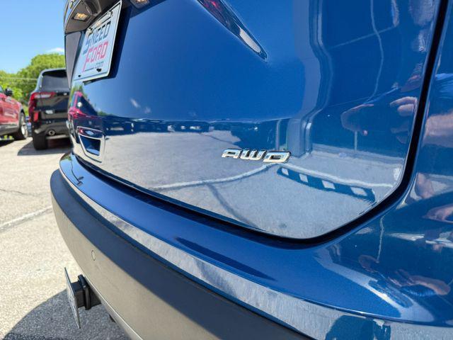 used 2024 Ford Edge car, priced at $31,999