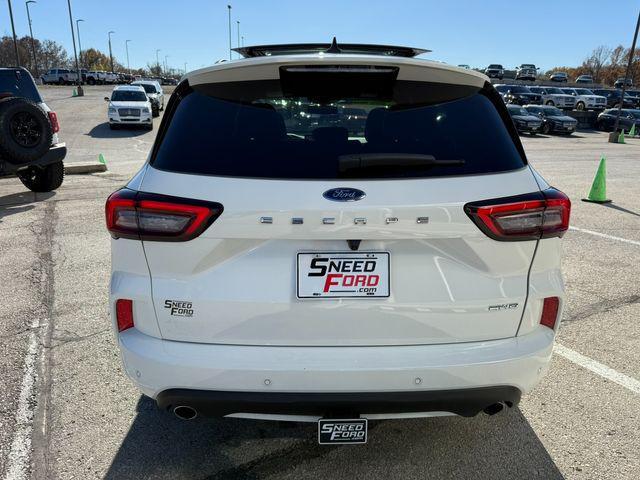 used 2023 Ford Escape car, priced at $30,999