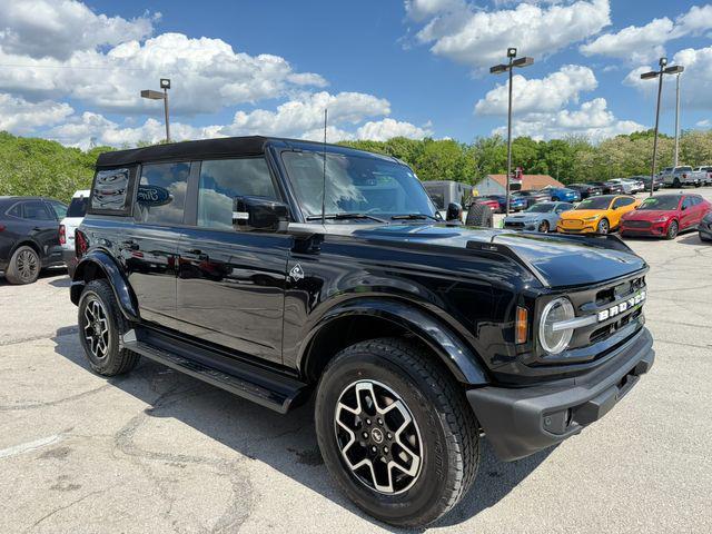 new 2025 Ford Bronco car, priced at $51,027