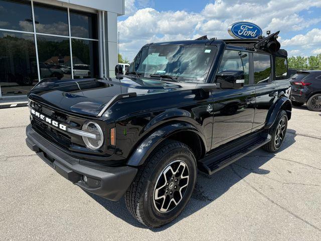 new 2025 Ford Bronco car, priced at $51,027