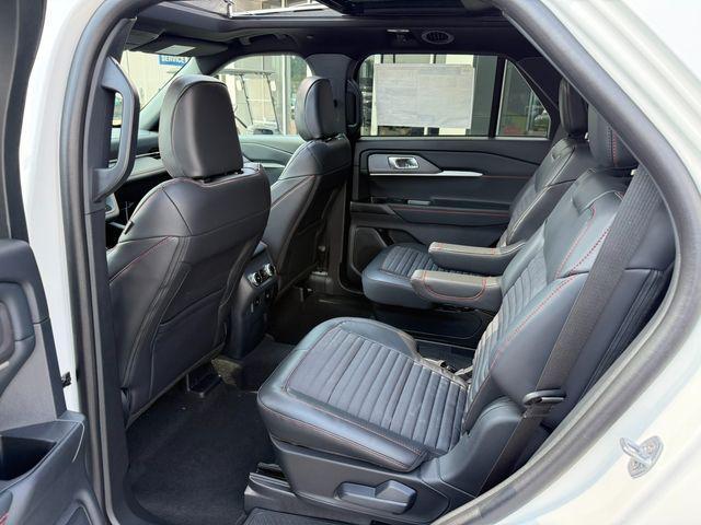 new 2025 Ford Explorer car, priced at $50,626