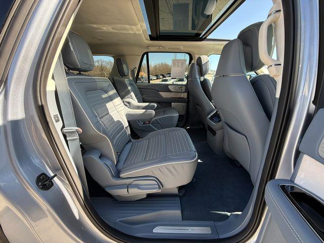 used 2022 Lincoln Navigator car, priced at $71,500