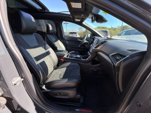 used 2021 Ford Edge car, priced at $33,999