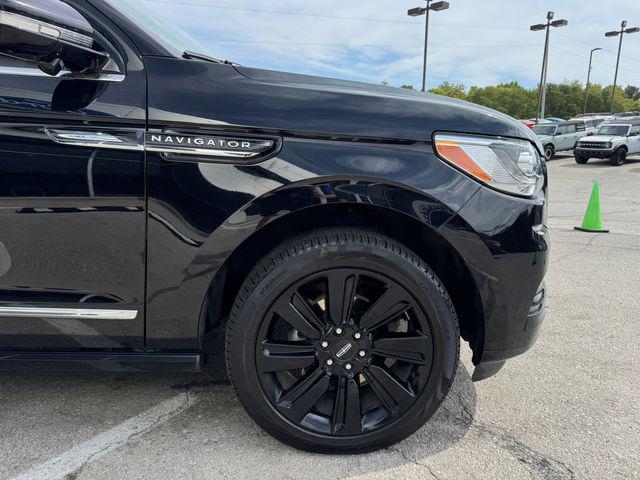 used 2022 Lincoln Navigator car, priced at $69,999