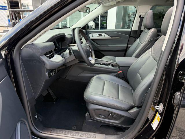 used 2025 Ford Explorer car, priced at $43,999