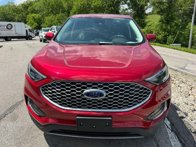 new 2024 Ford Edge car, priced at $41,898