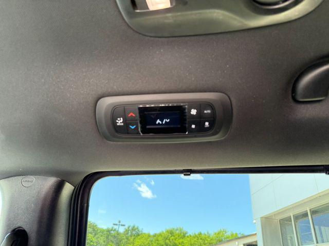used 2021 Chrysler Pacifica Hybrid car, priced at $25,999