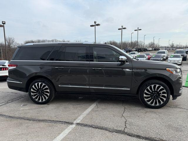 used 2023 Lincoln Navigator car, priced at $83,999