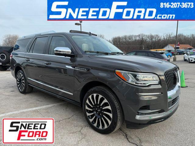 used 2023 Lincoln Navigator car, priced at $83,999