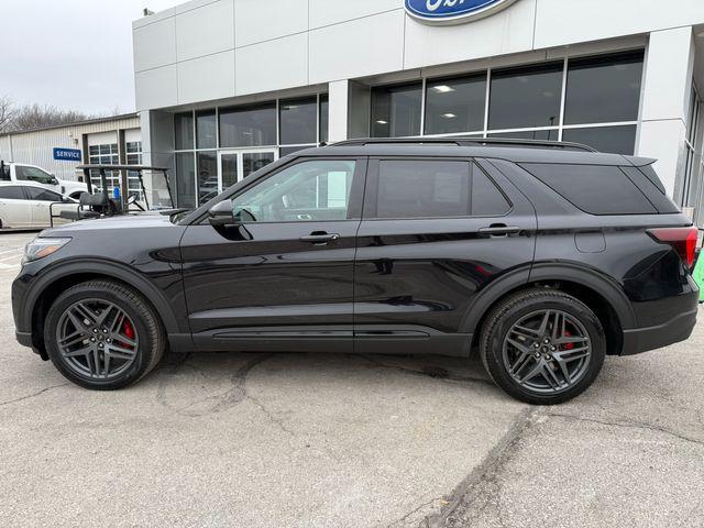 new 2025 Ford Explorer car, priced at $56,989