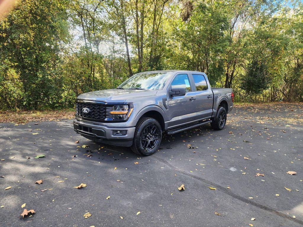 new 2025 Ford F-150 car