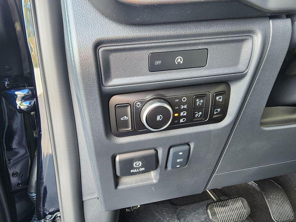 new 2025 Ford F-150 car