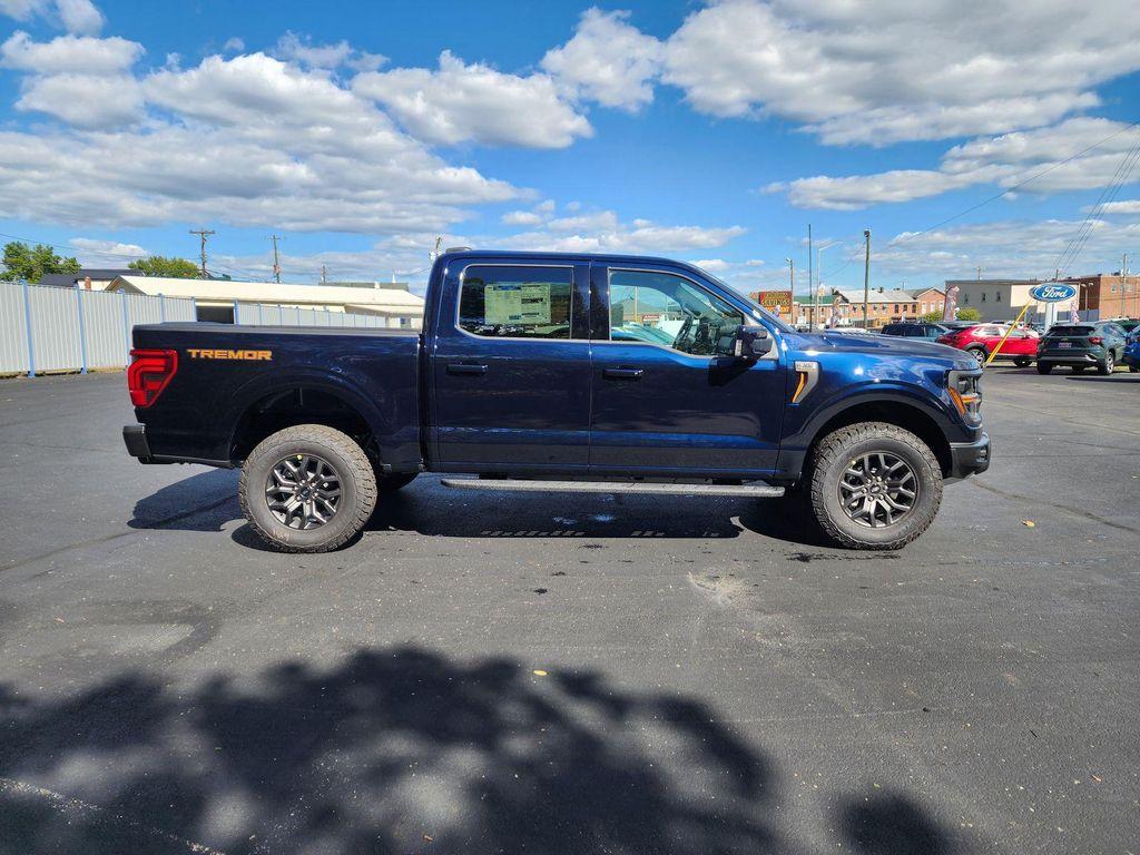 new 2025 Ford F-150 car