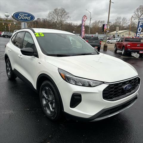 new 2025 Ford Escape car, priced at $33,175