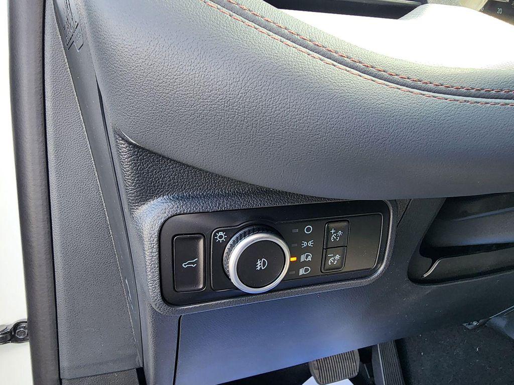 new 2025 Ford Explorer car