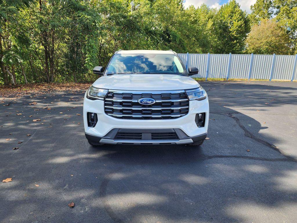 new 2025 Ford Explorer car