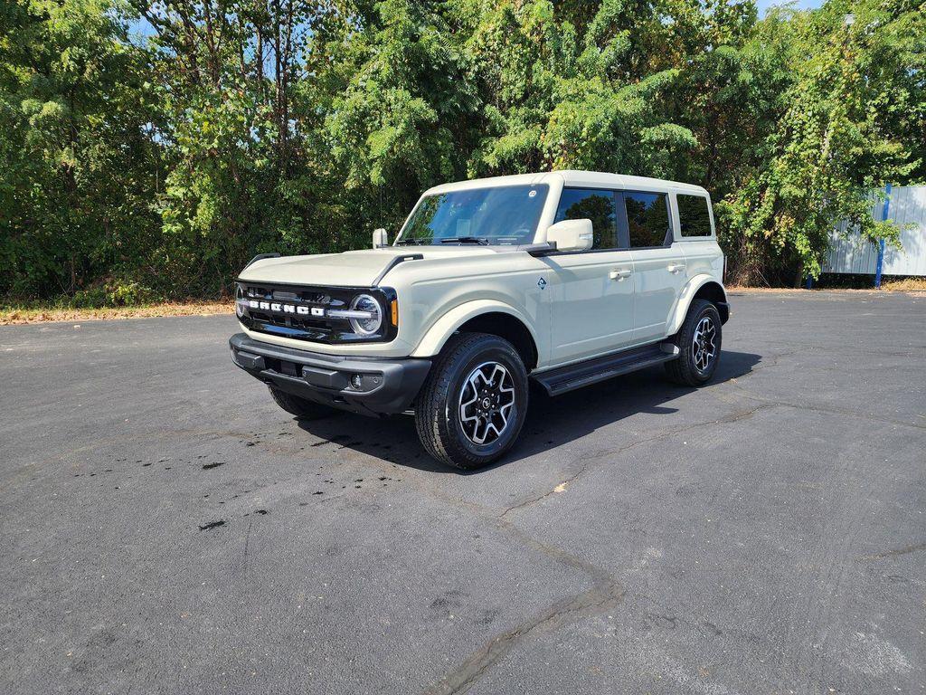 new 2025 Ford Bronco car
